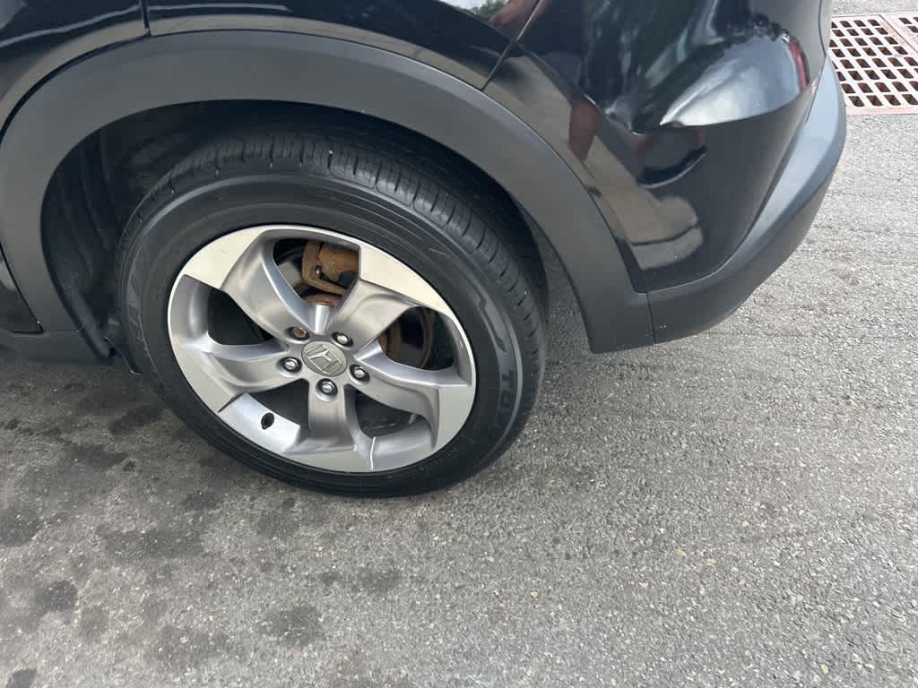 Thumbnail: 2018 Honda HR-V - 11