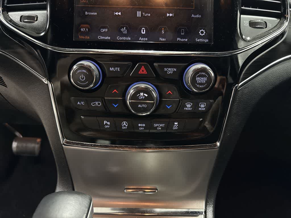 Thumbnail: 2019 Jeep Grand Cherokee - 22