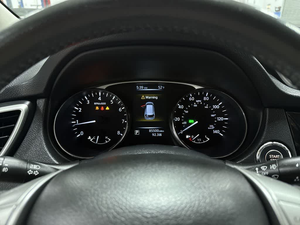 Thumbnail: 2016 Nissan Rogue - 33