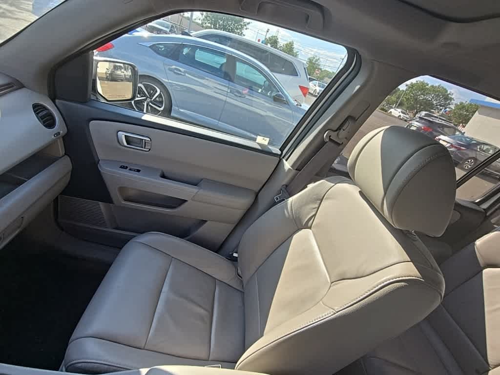 Thumbnail: 2014 Honda Pilot - 4