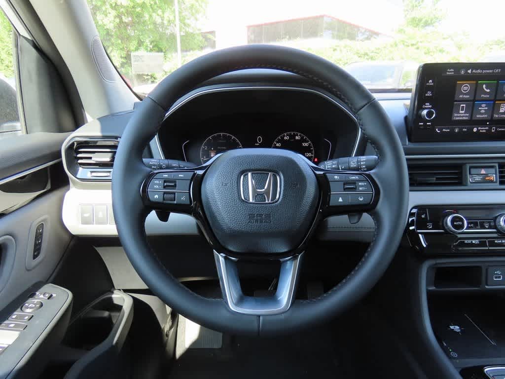Thumbnail: 2025 Honda Pilot - 17