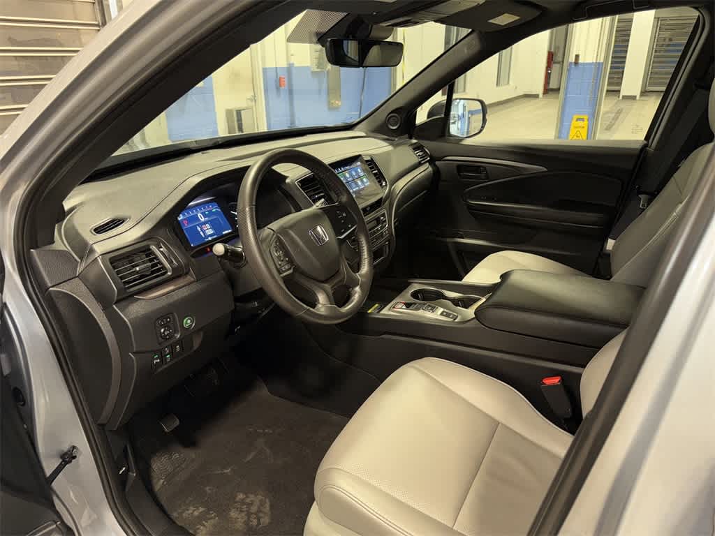 Thumbnail: 2025 Honda Passport - 29