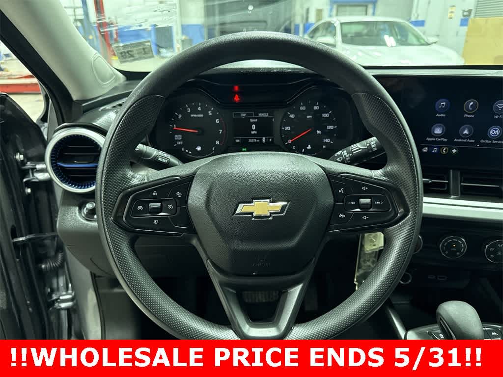 2024 Chevrolet Trax LS 18