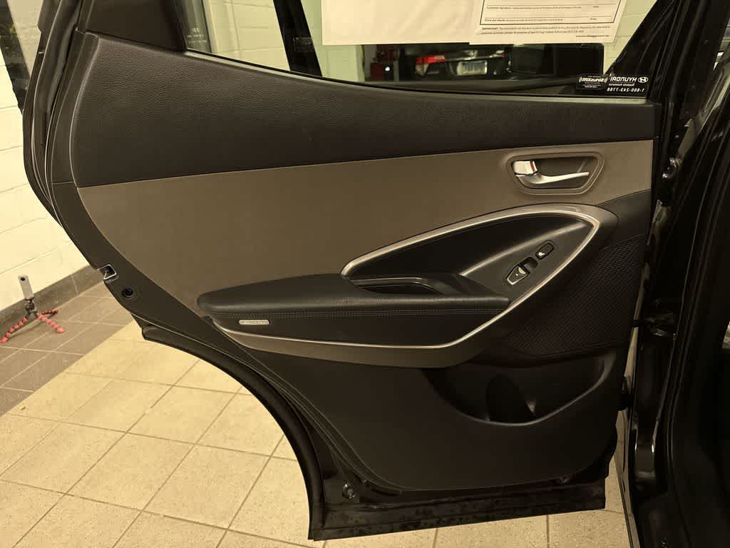 Thumbnail: 2013 Hyundai Santa Fe - 30