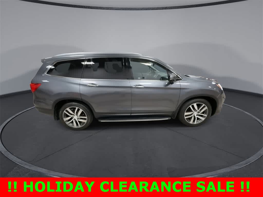 Thumbnail: 2016 Honda Pilot - 9