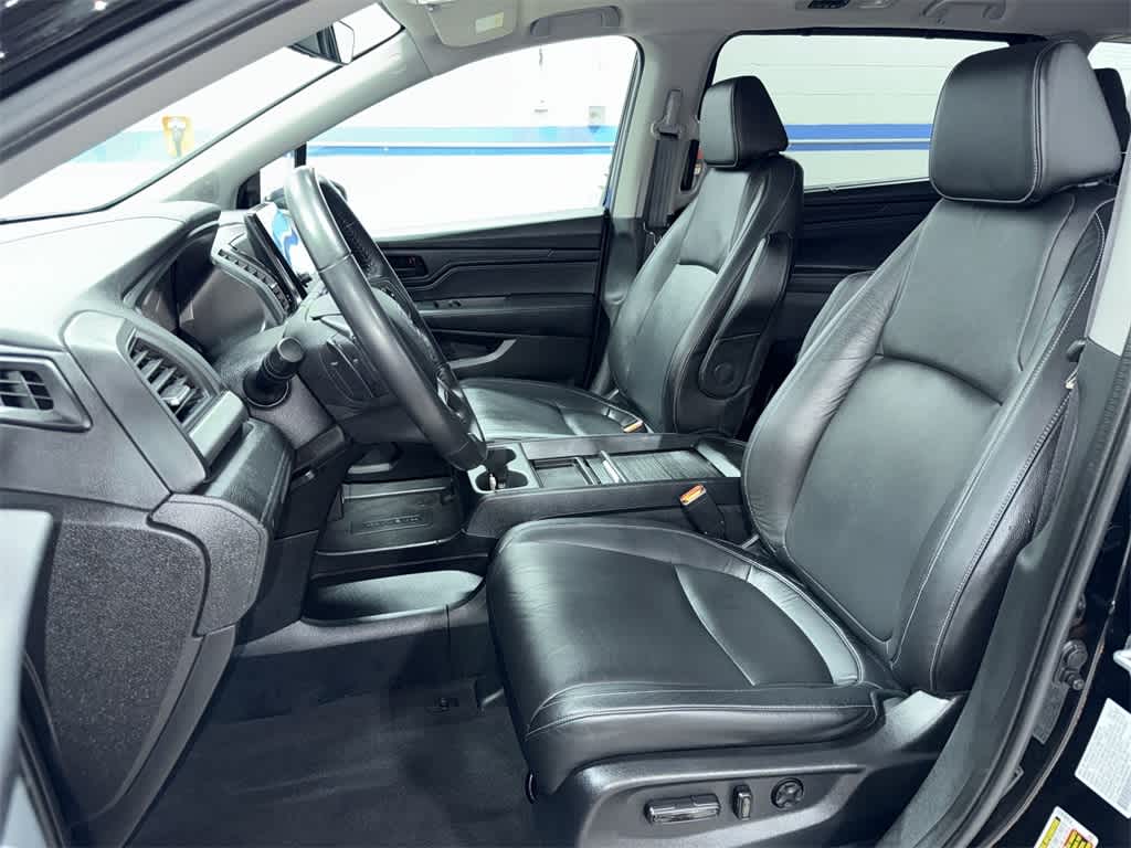 Thumbnail: 2023 Honda Odyssey - 15