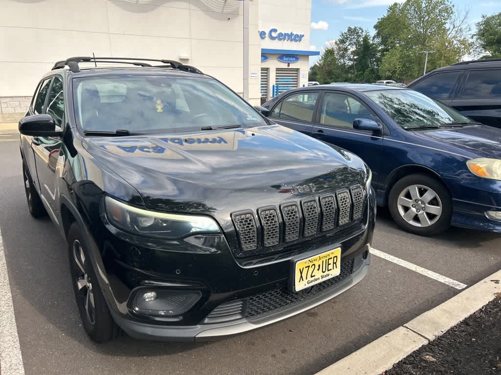 Thumbnail: 2019 Jeep Cherokee - 15