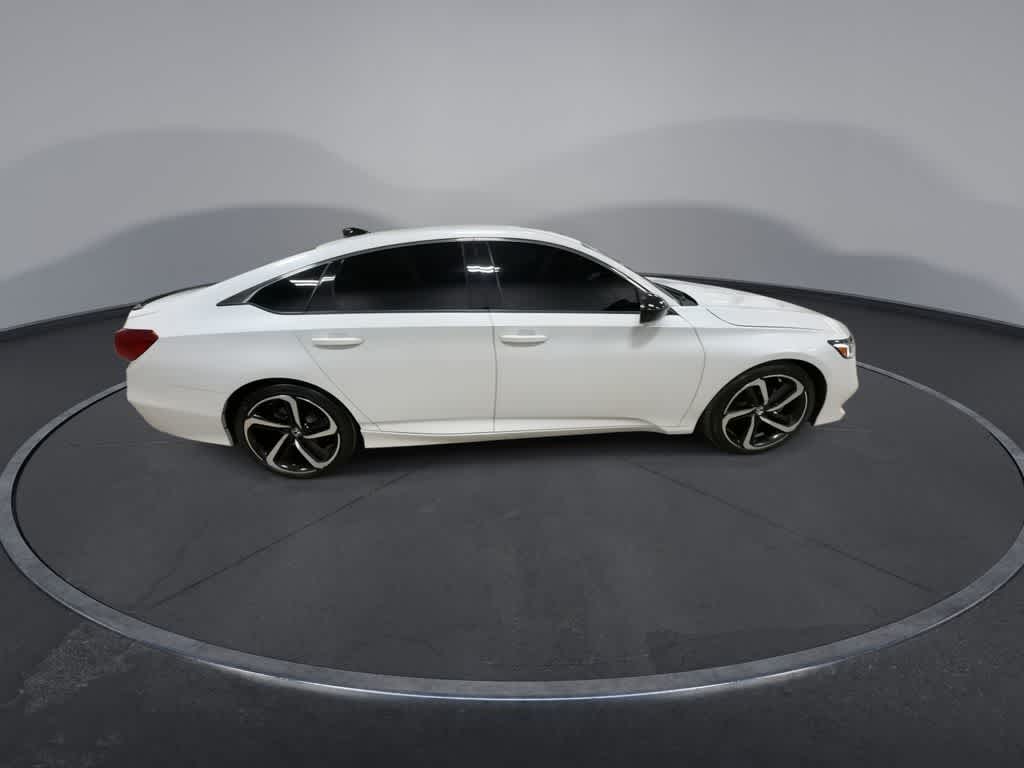 Thumbnail: 2022 Honda Accord - 9