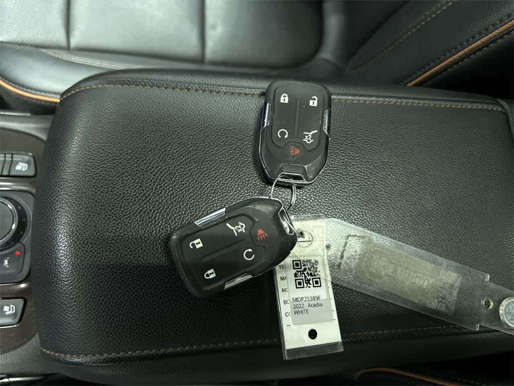 Thumbnail: 2022 GMC Acadia - 36