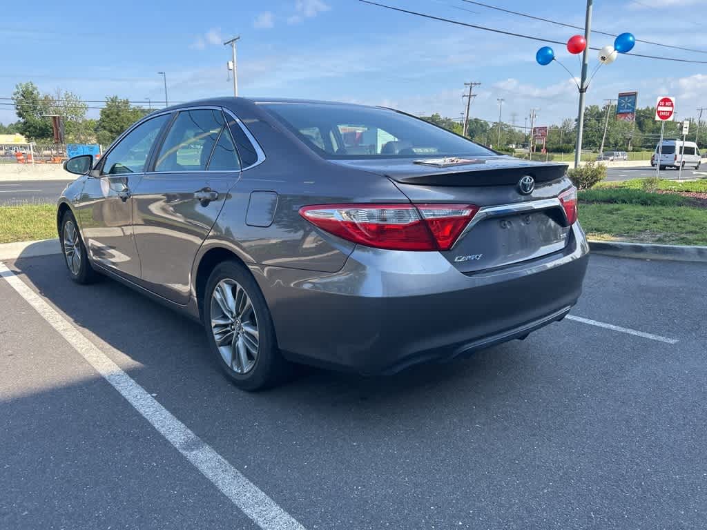 Thumbnail: 2016 Toyota Camry - 10