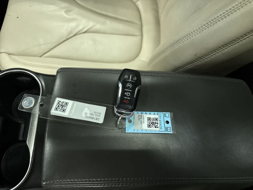 Thumbnail: 2016 Lincoln MKX - 34