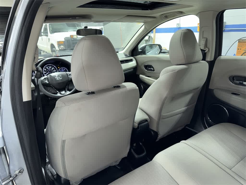 Thumbnail: 2018 Honda HR-V - 27