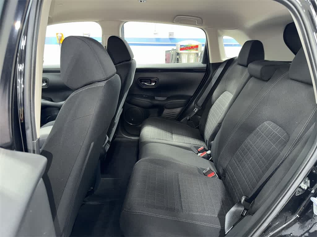 2023 Honda HR-V LX 17