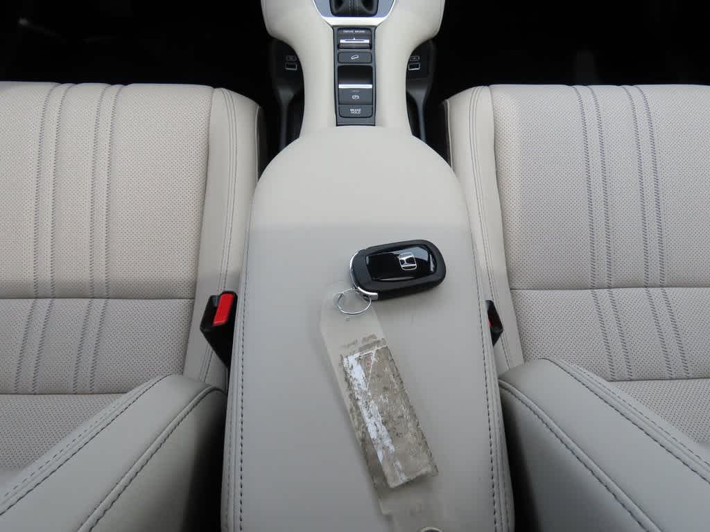 Thumbnail: 2025 Honda HR-V - 24