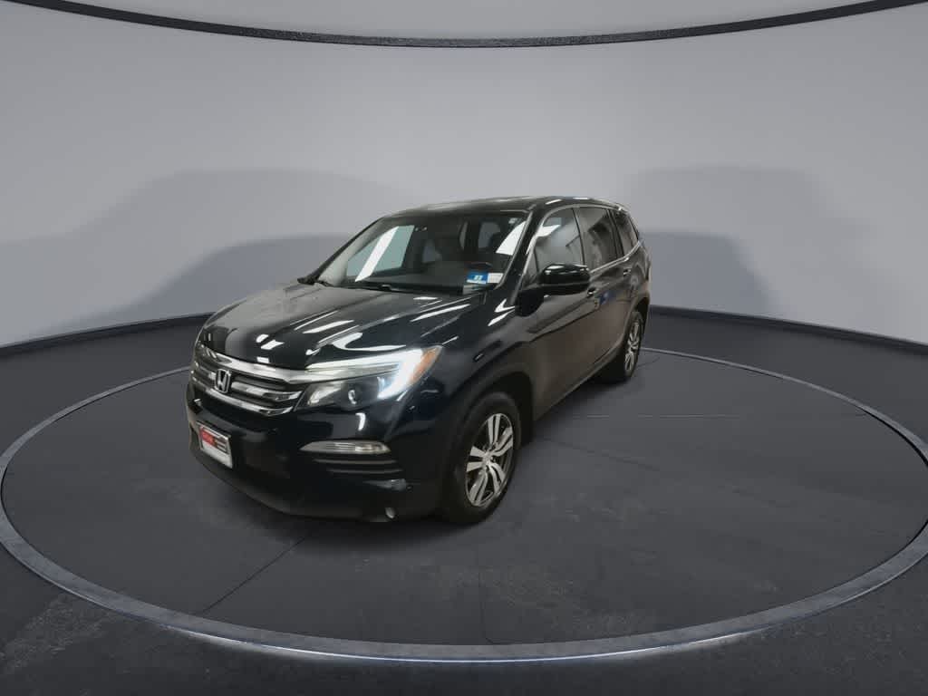 Thumbnail: 2016 Honda Pilot - 4