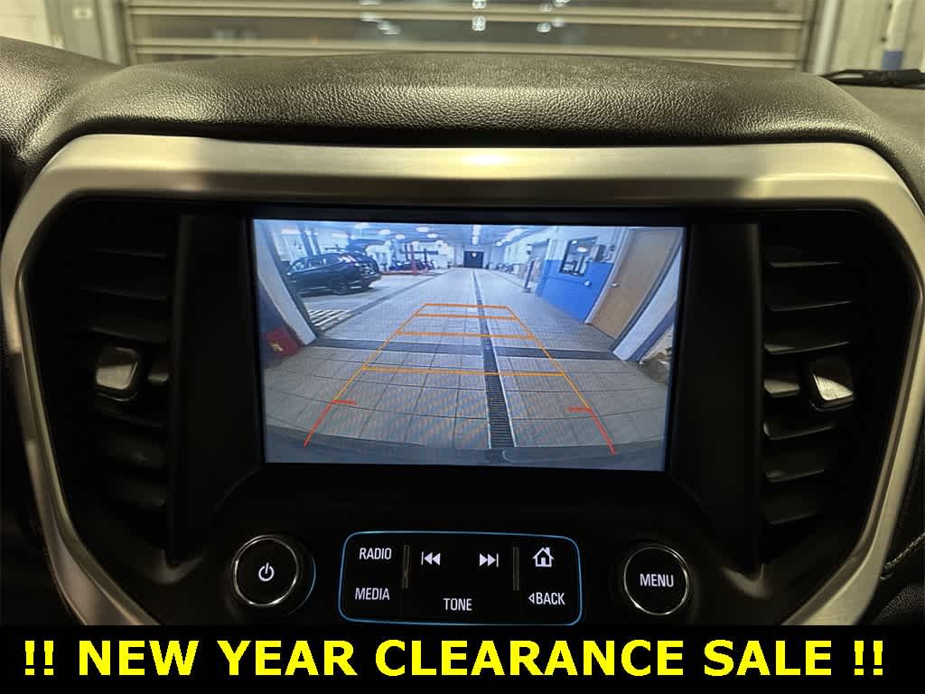 Thumbnail: 2017 GMC Acadia - 27