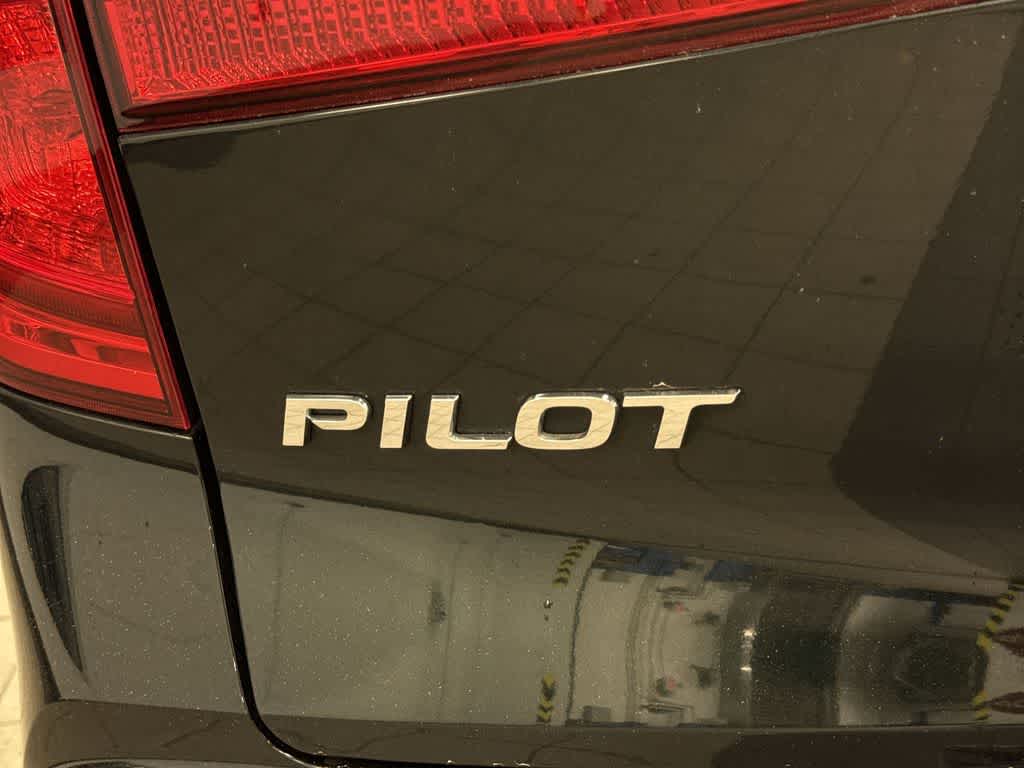 Thumbnail: 2016 Honda Pilot - 29
