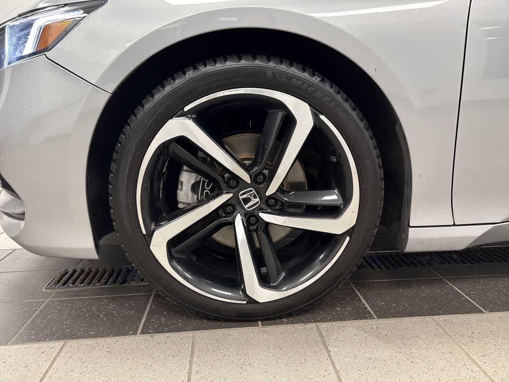 Thumbnail: 2018 Honda Accord - 10