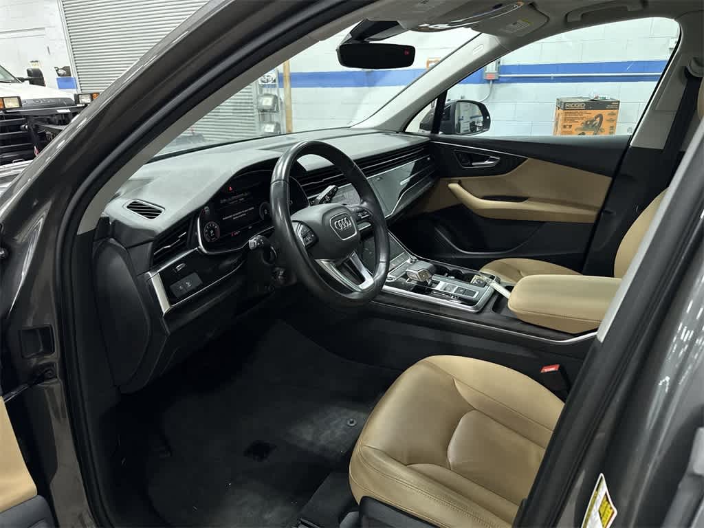 Thumbnail: 2022 Audi Q7 - 31