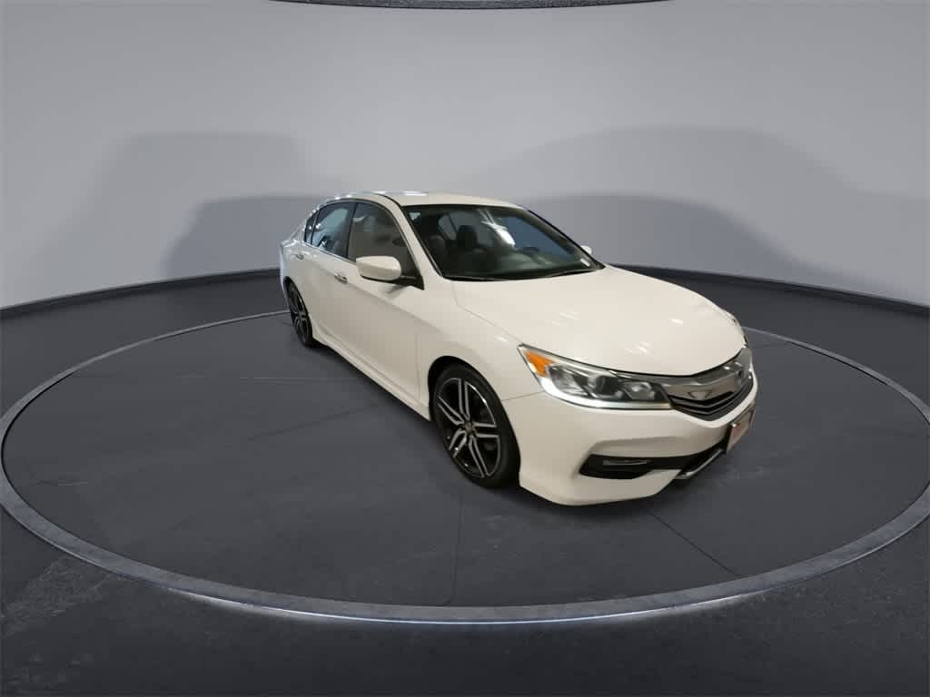 Thumbnail: 2017 Honda Accord - 2