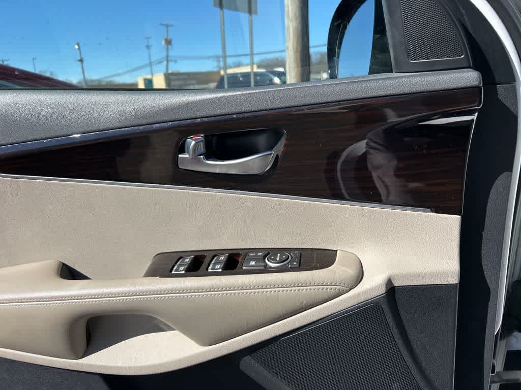 Thumbnail: 2019 Kia Sorento - 19