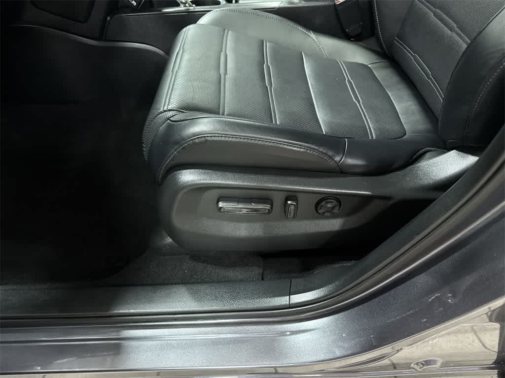 Thumbnail: 2022 Honda CR-V - 23