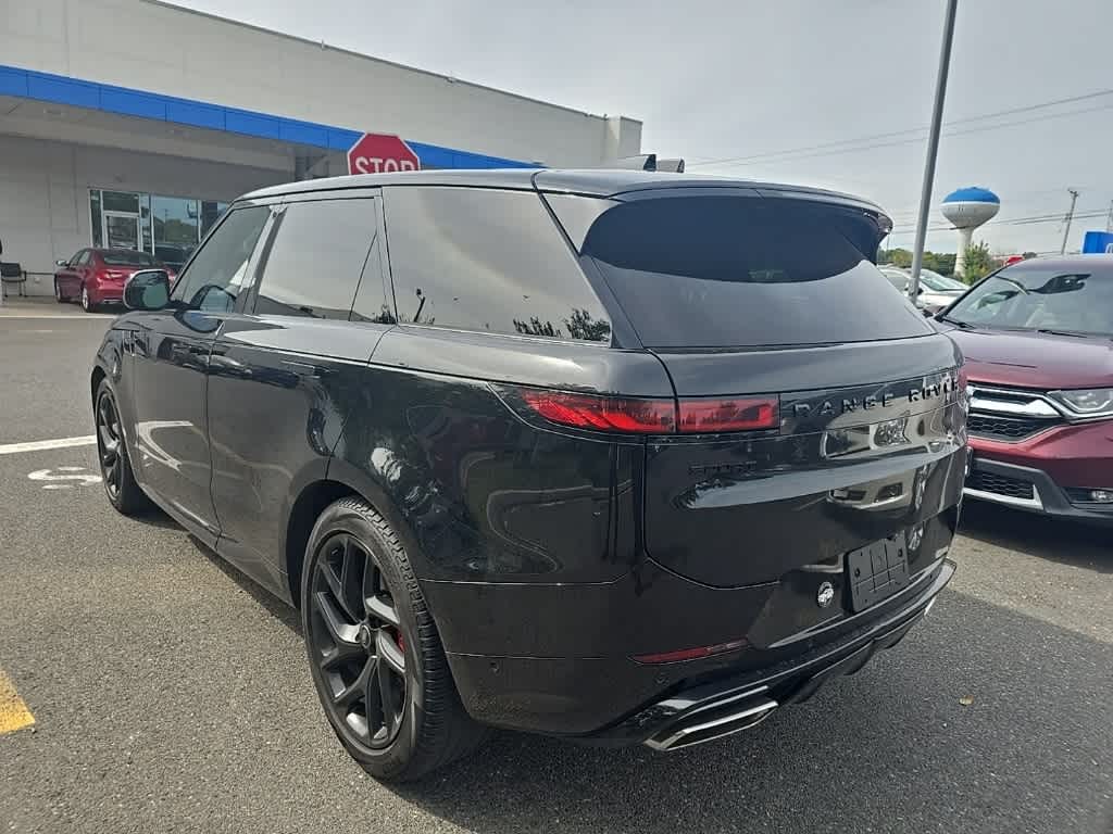 Thumbnail: 2023 Land Rover Range Rover Sport - 6
