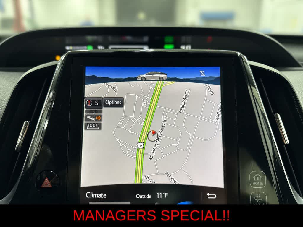 Thumbnail: 2018 Toyota Prius Prime - 20