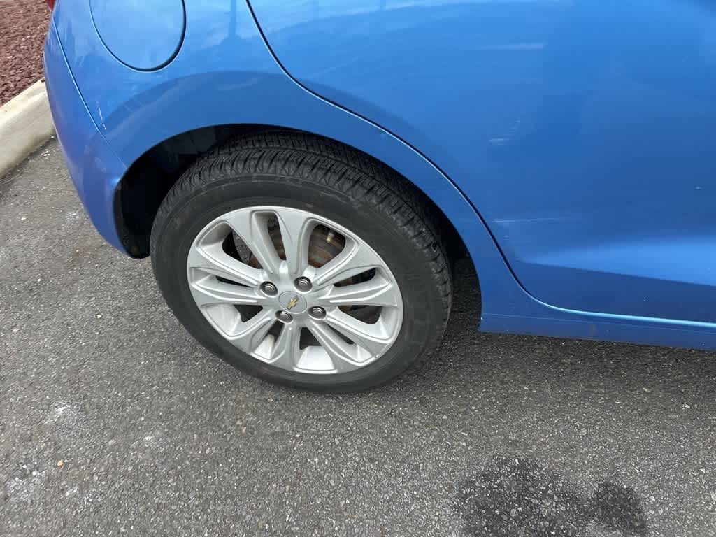 Thumbnail: 2017 Chevrolet Spark - 5