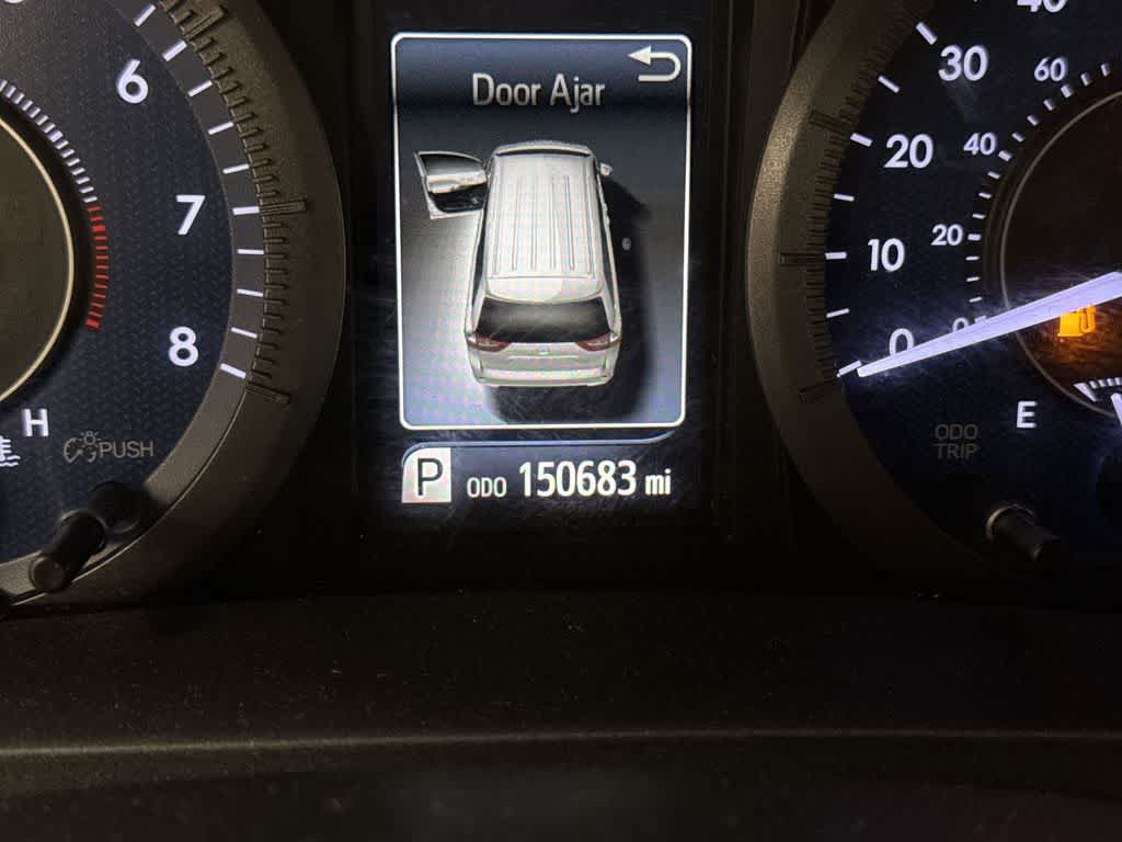 Thumbnail: 2020 Toyota Sienna - 20