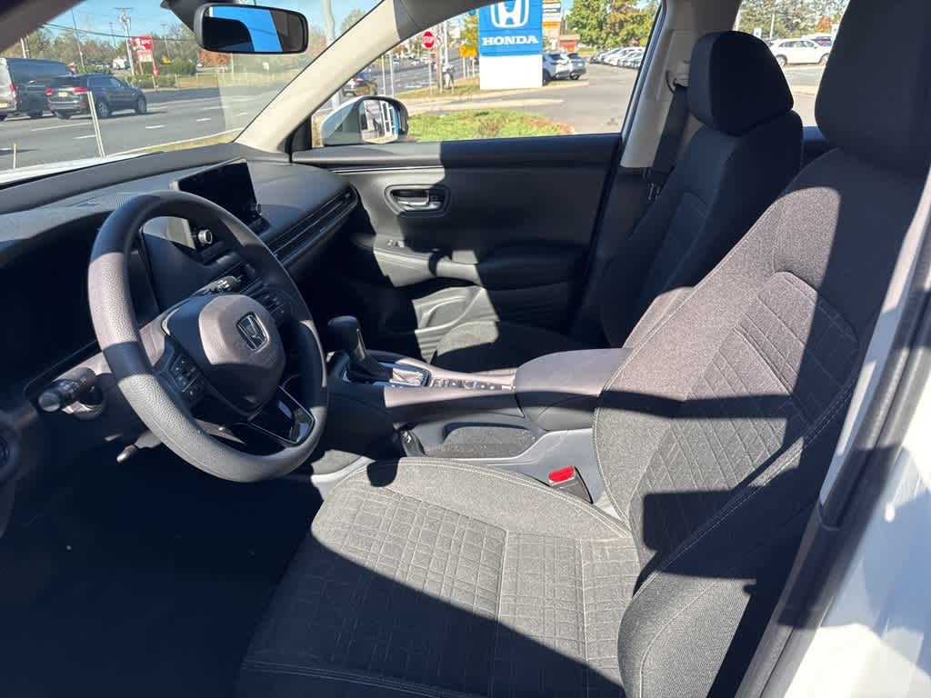 Thumbnail: 2023 Honda HR-V - 8