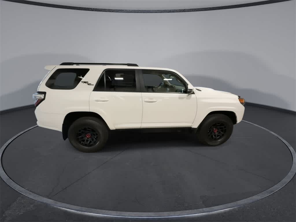 Thumbnail: 2022 Toyota 4Runner - 9