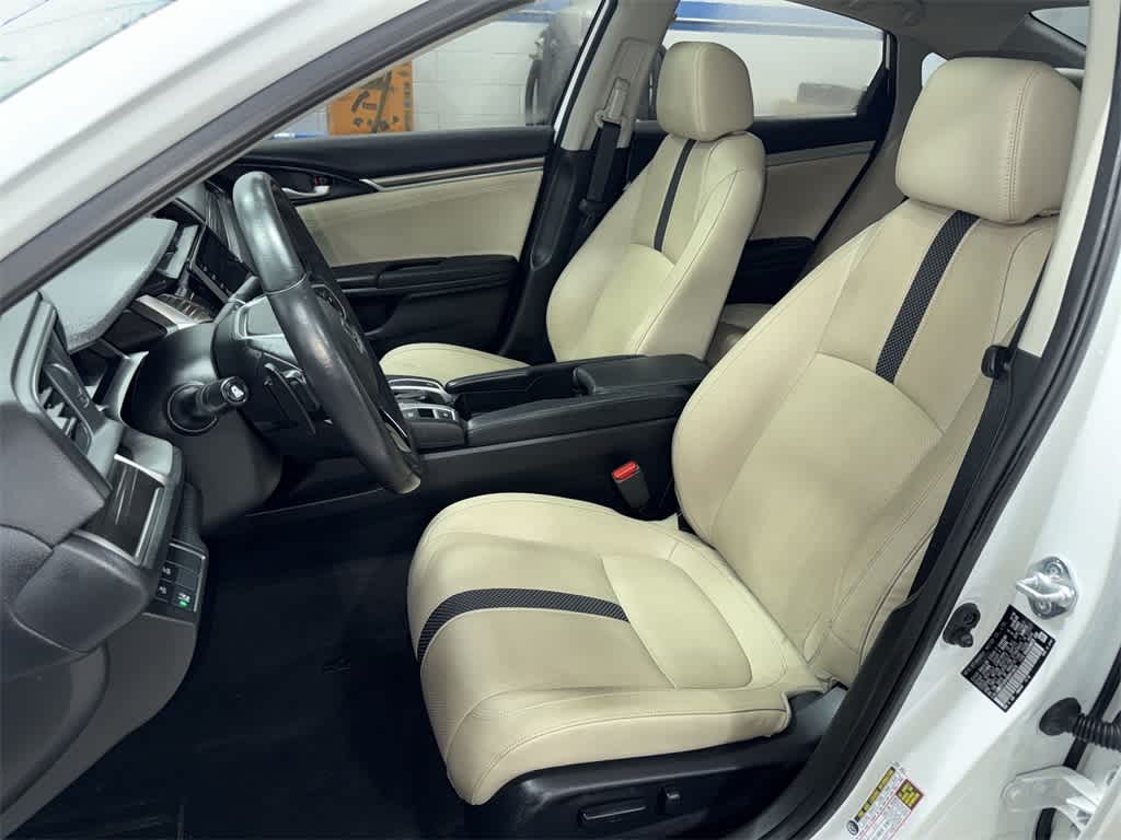 Thumbnail: 2019 Honda Civic - 15