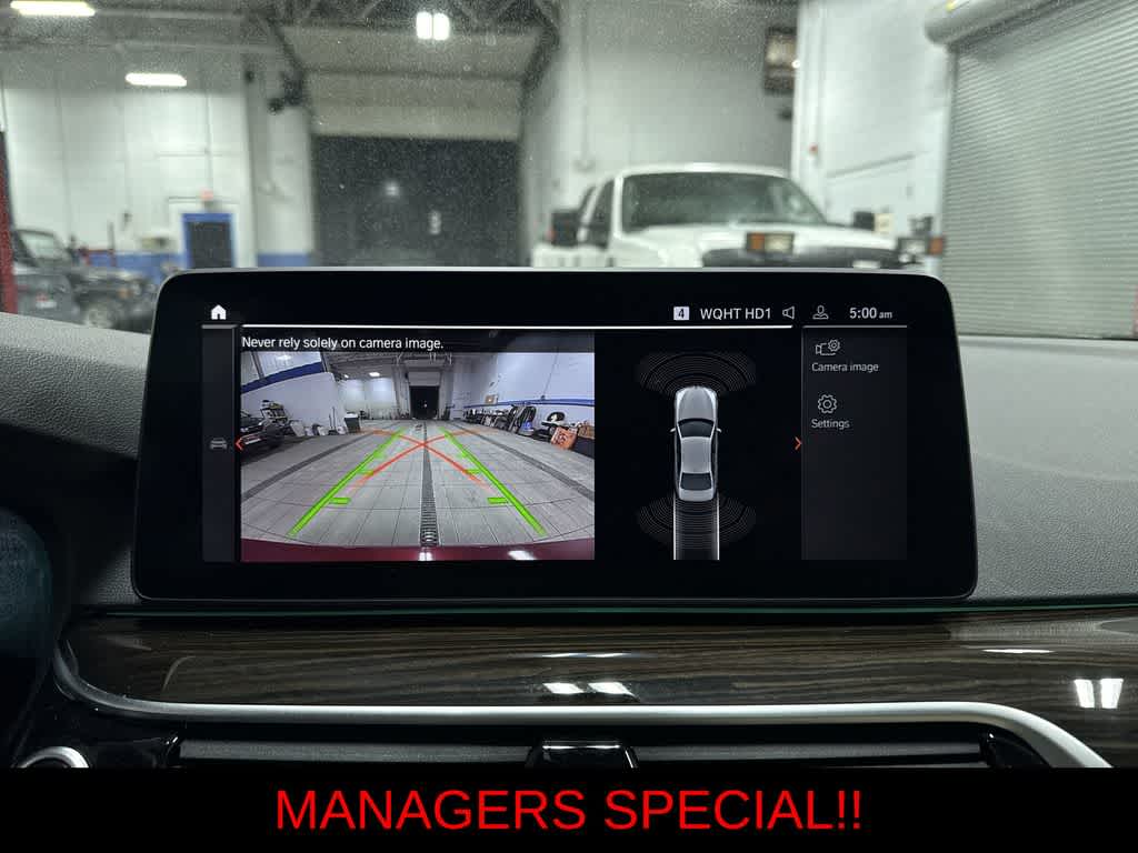 Thumbnail: 2023 BMW 5 Series - 26