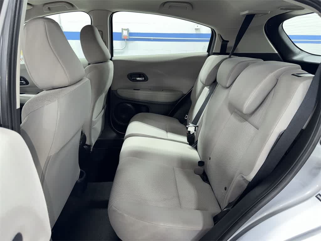 Thumbnail: 2017 Honda HR-V - 17