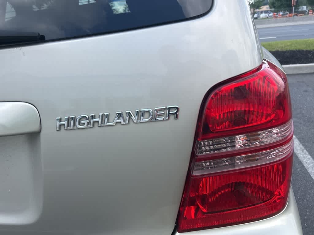 Thumbnail: 2002 Toyota Highlander - 18