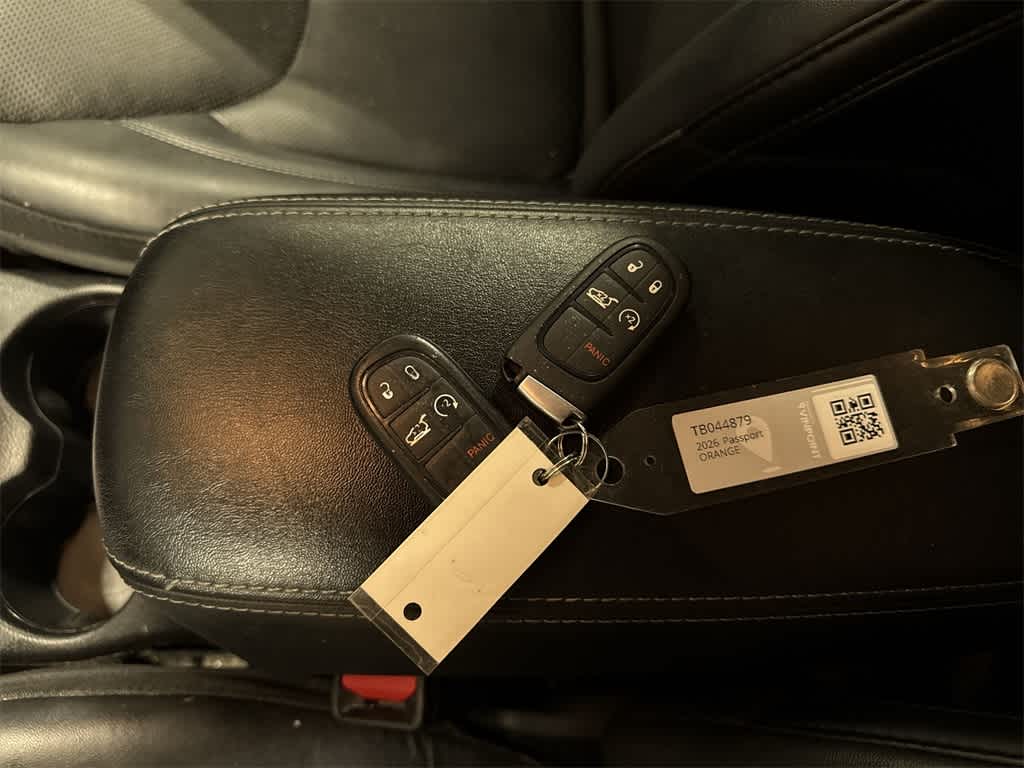 Thumbnail: 2020 Jeep Cherokee - 35