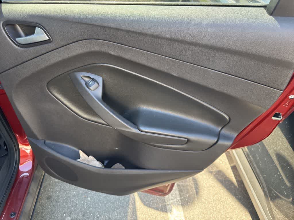 Thumbnail: 2014 Ford Escape - 19