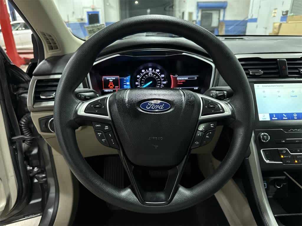 Thumbnail: 2020 Ford Fusion - 18