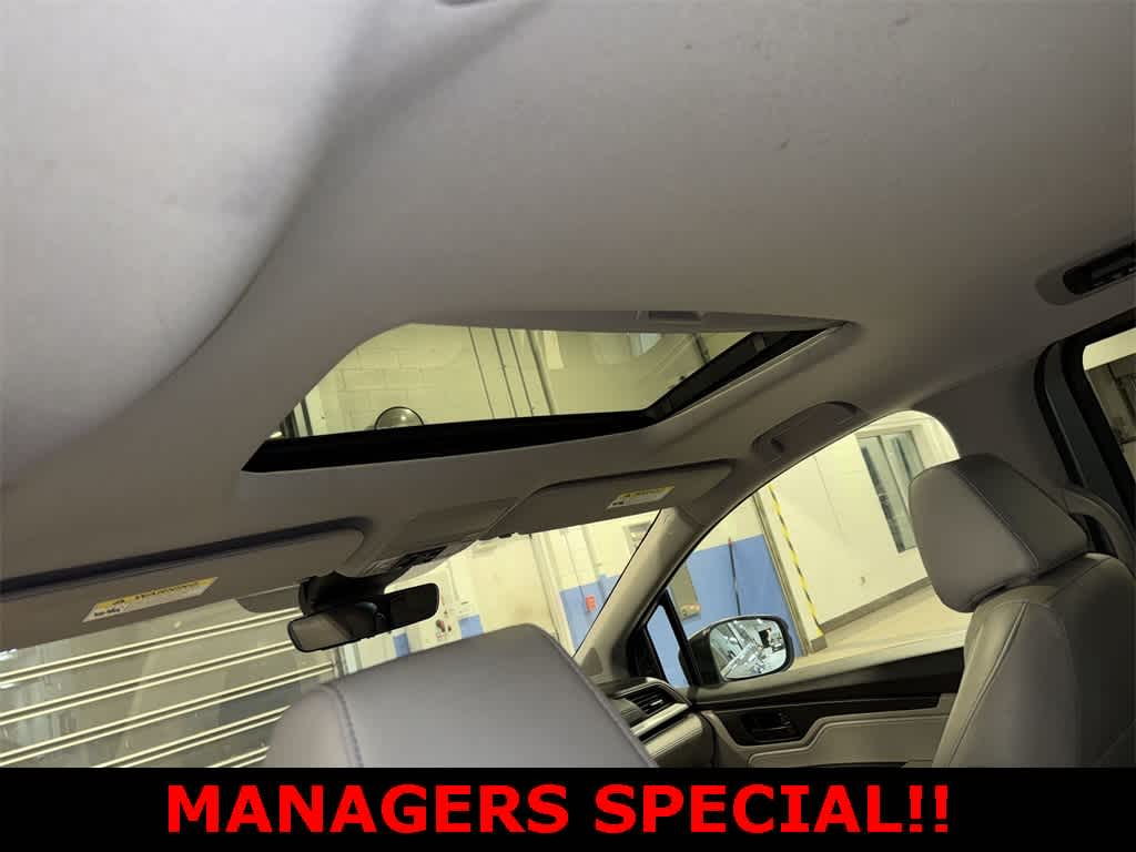 Thumbnail: 2022 Honda Odyssey - 25