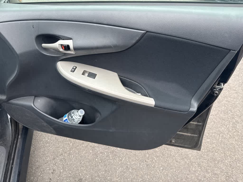 2012 Toyota Corolla LE 15