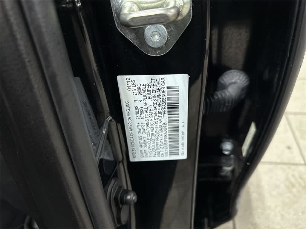 Thumbnail: 2019 Acura TLX - 14