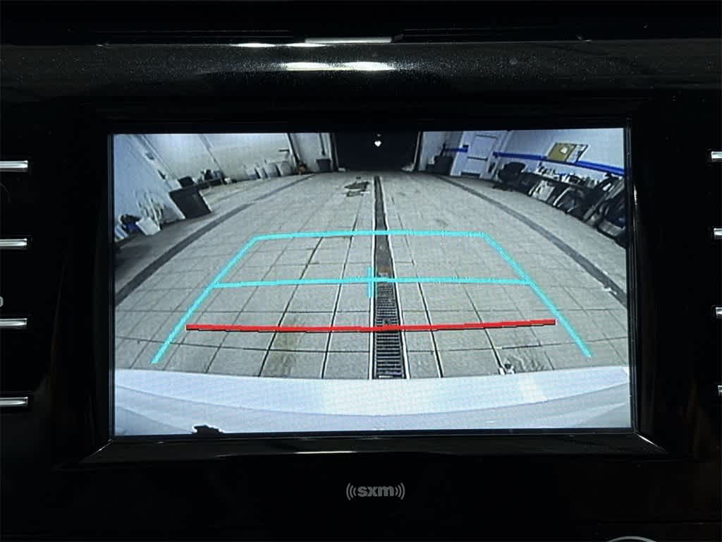 Thumbnail: 2020 Toyota Camry - 24