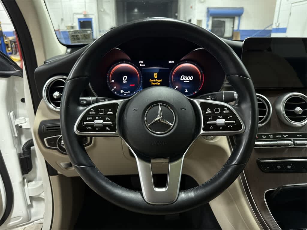 Thumbnail: 2022 Mercedes-Benz GLC - 18