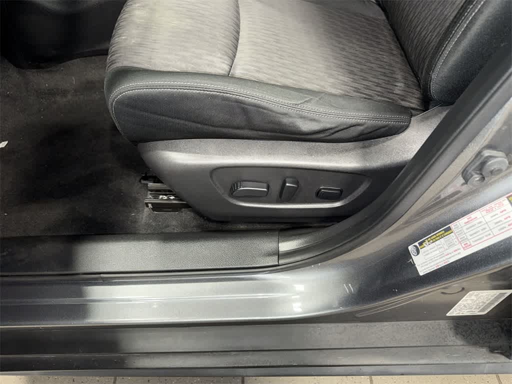 Thumbnail: 2020 Nissan Rogue - 23