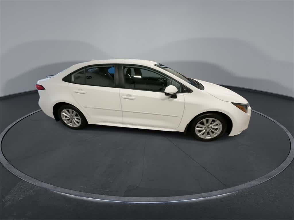 Thumbnail: 2023 Toyota Corolla - 9