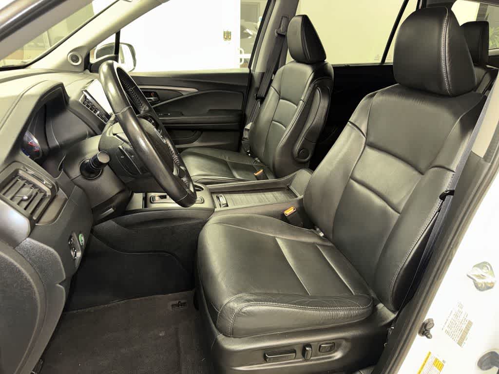 Thumbnail: 2021 Honda Pilot - 15