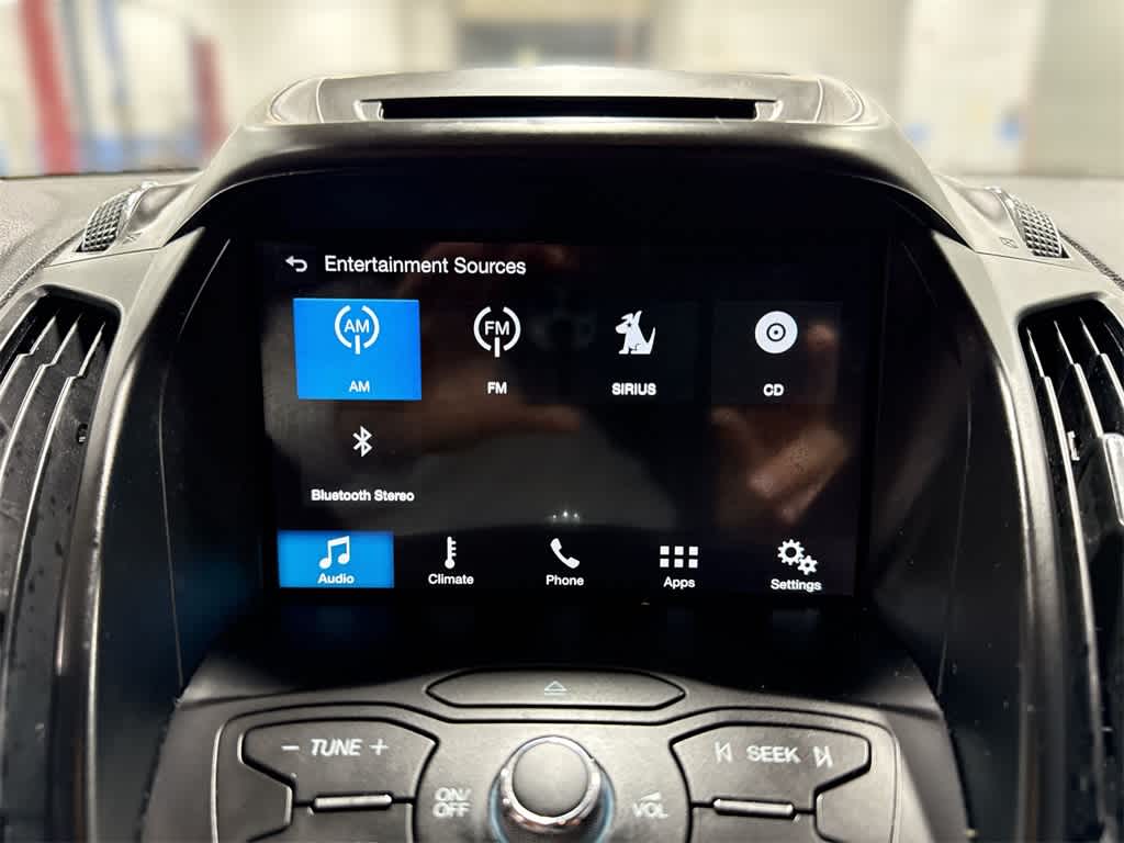 Thumbnail: 2016 Ford Escape - 20