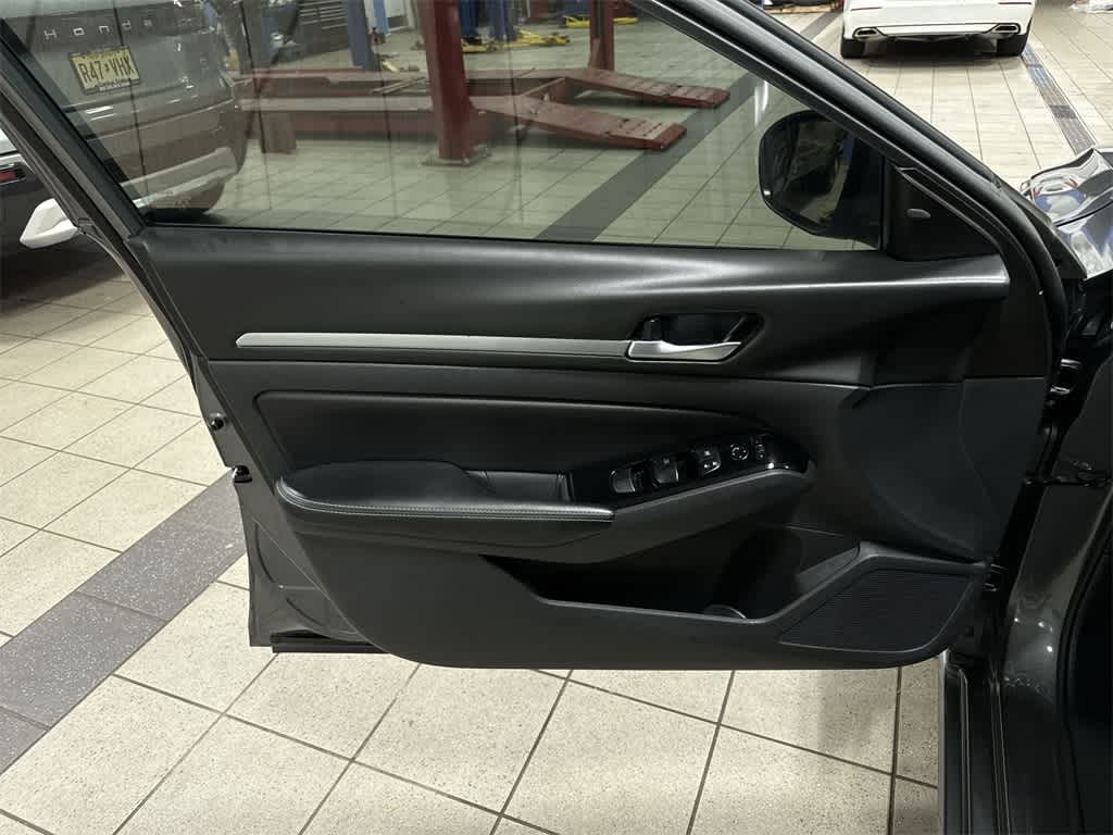 Thumbnail: 2023 Nissan Altima - 29