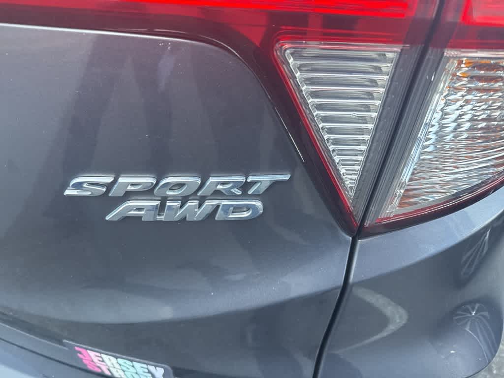 Thumbnail: 2022 Honda HR-V - 8